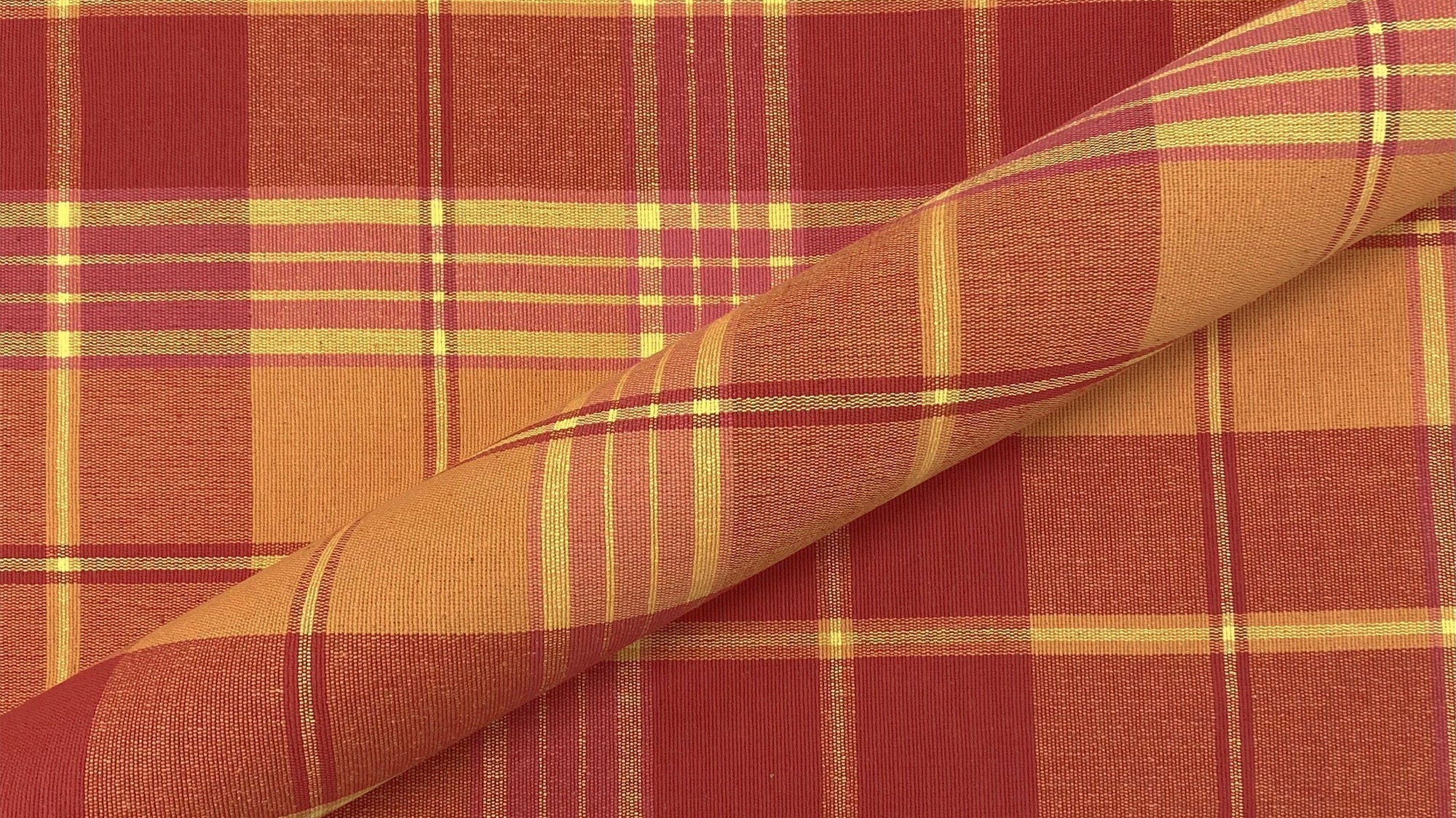 Bring autumn indoors with cozy textiles, DIY fall decorations, and seasonal home décor ideas from The Fabric Hoarder.