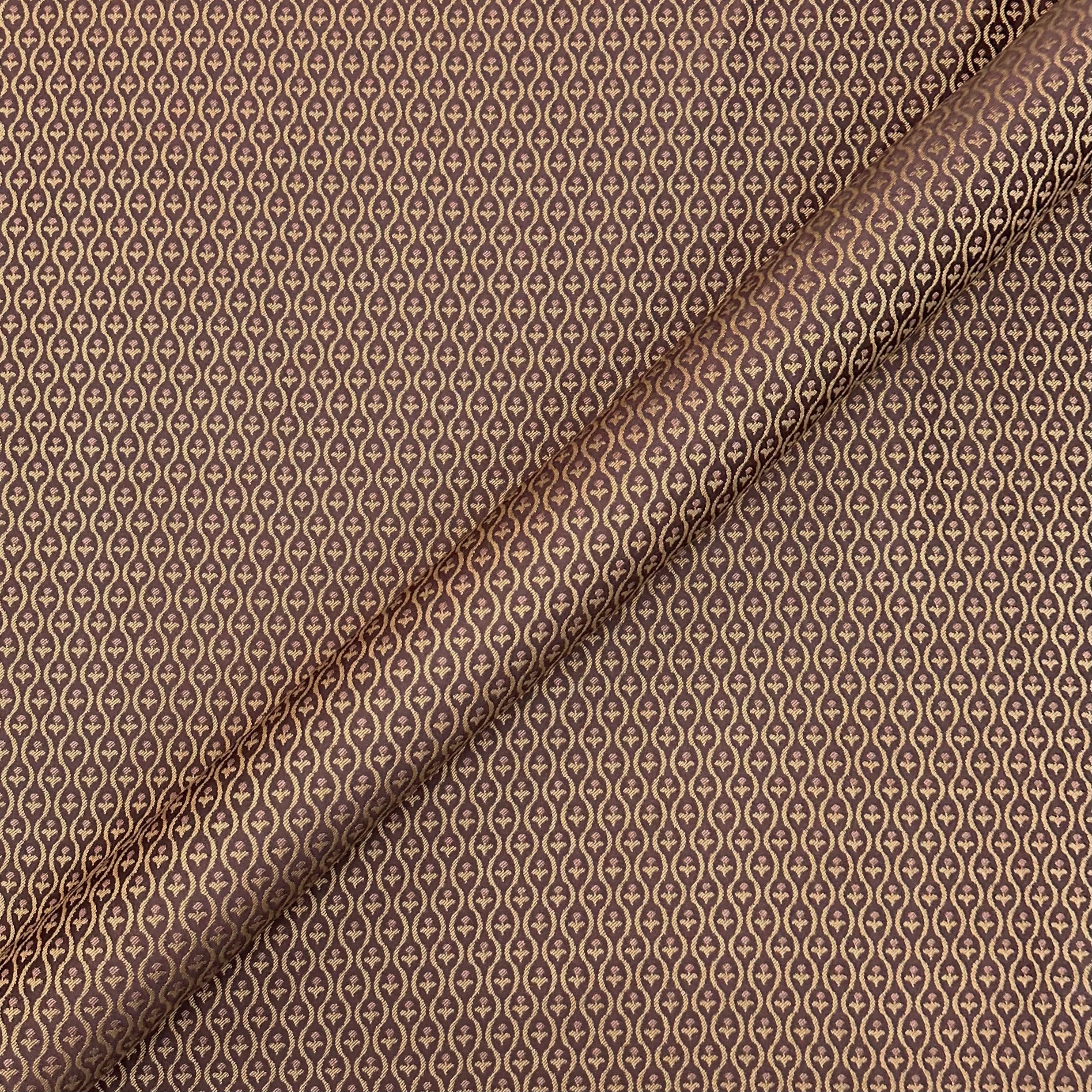Flor Espresso traditional fabric 60"