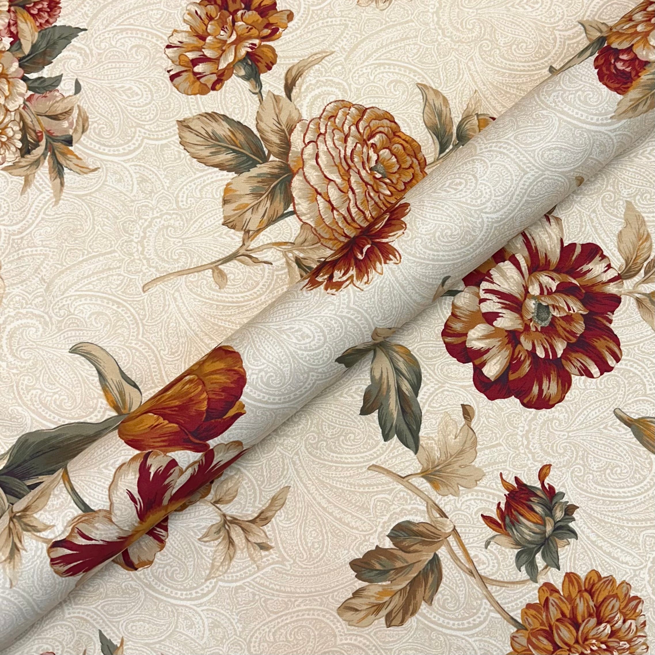 Aberdeen Floral Cotton fabric 54"