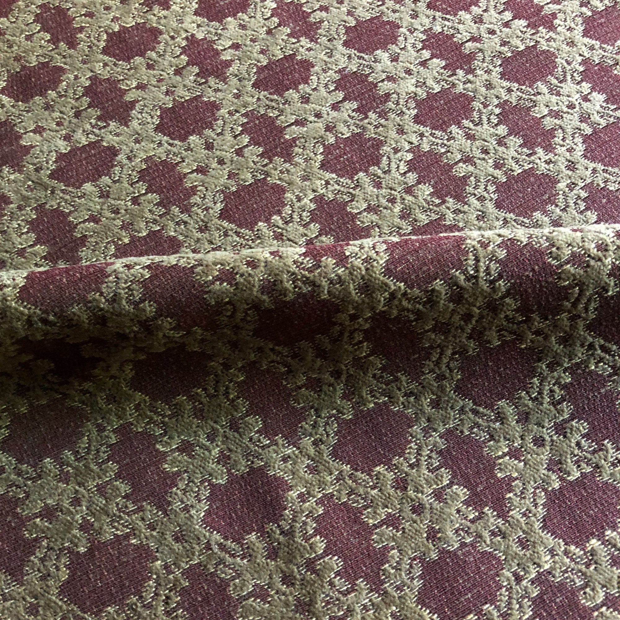Traditional Baroque Trellis Jacquard Upholstery Fabric 54"
